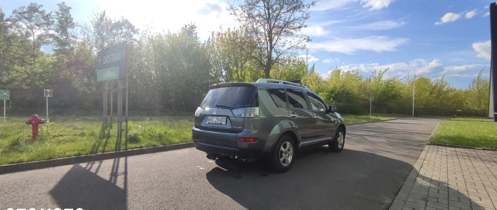 Mitsubishi Outlander cena 26000 przebieg: 259000, rok produkcji 2008 z Piastów małe 497